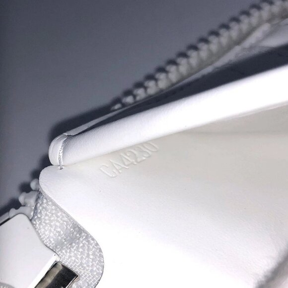 LOUIS VUITTON M80337 Monogram Zippy Wallet Long Wallet Taurillon Clemence White - Picture 14 of 16